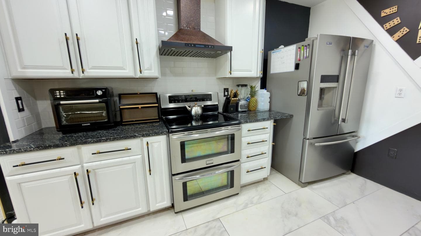 16720 Longdraft Road photo 11