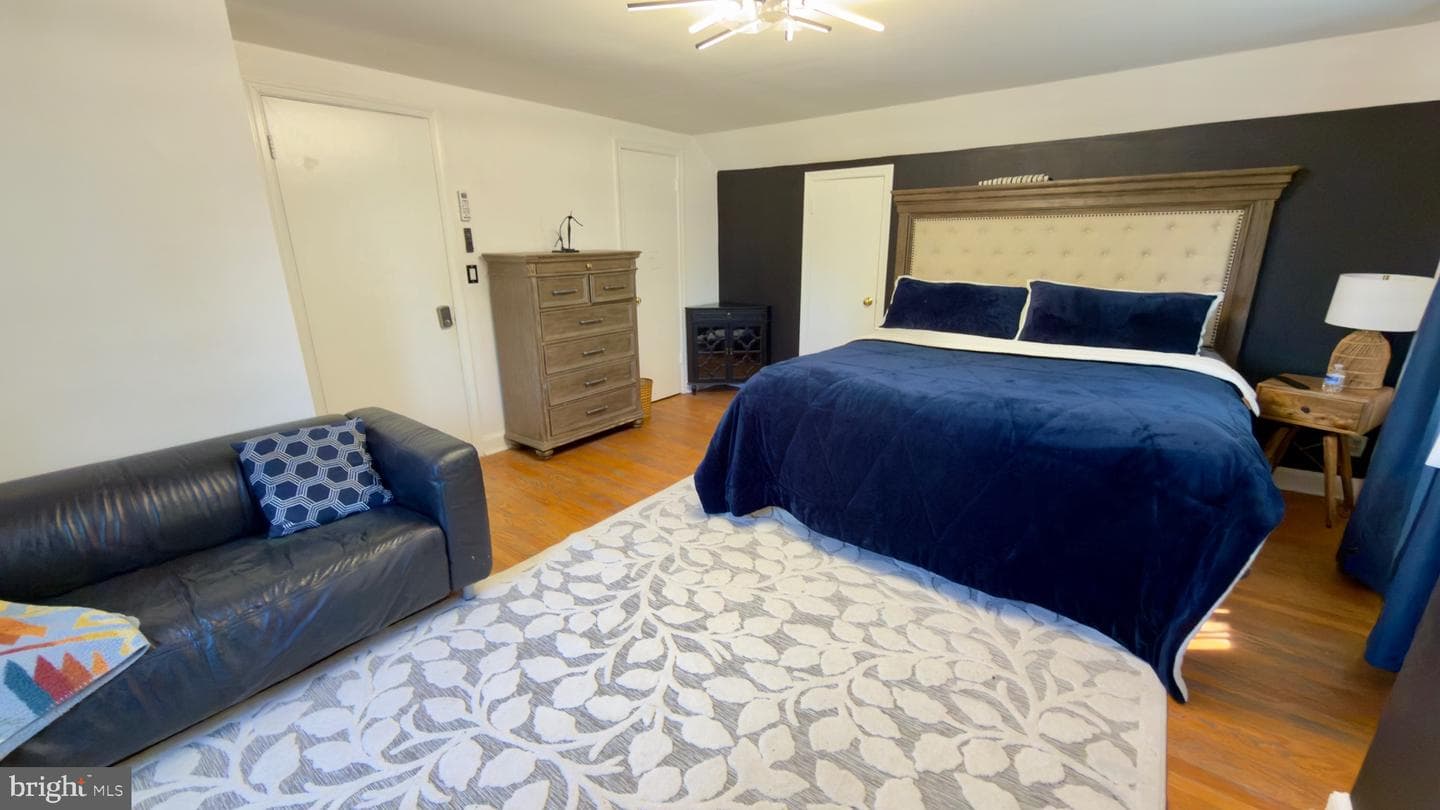 16720 Longdraft Road photo 19