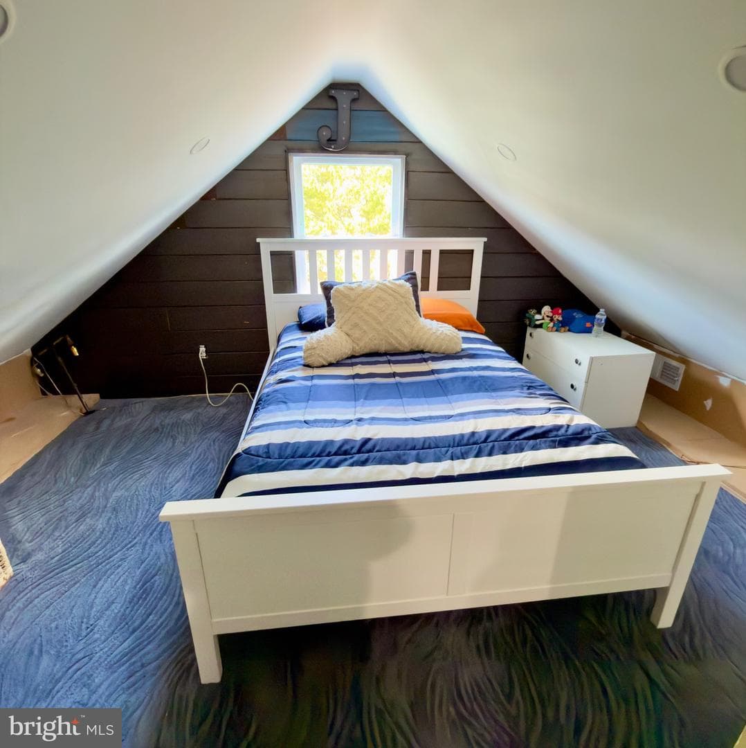 16720 Longdraft Road photo 20