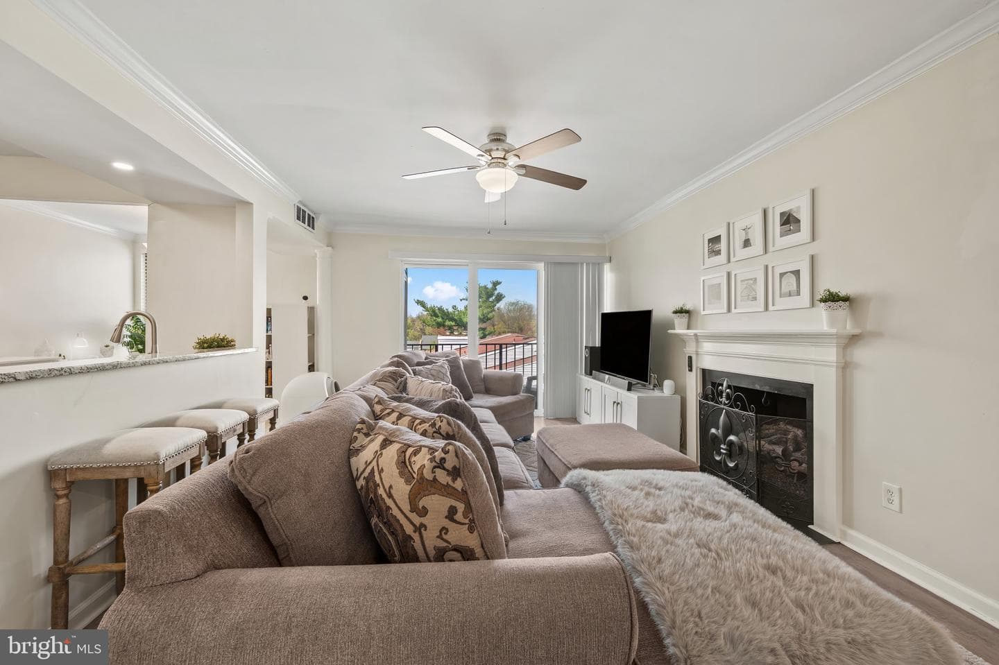 112 Duvall Lane #302 photo 4