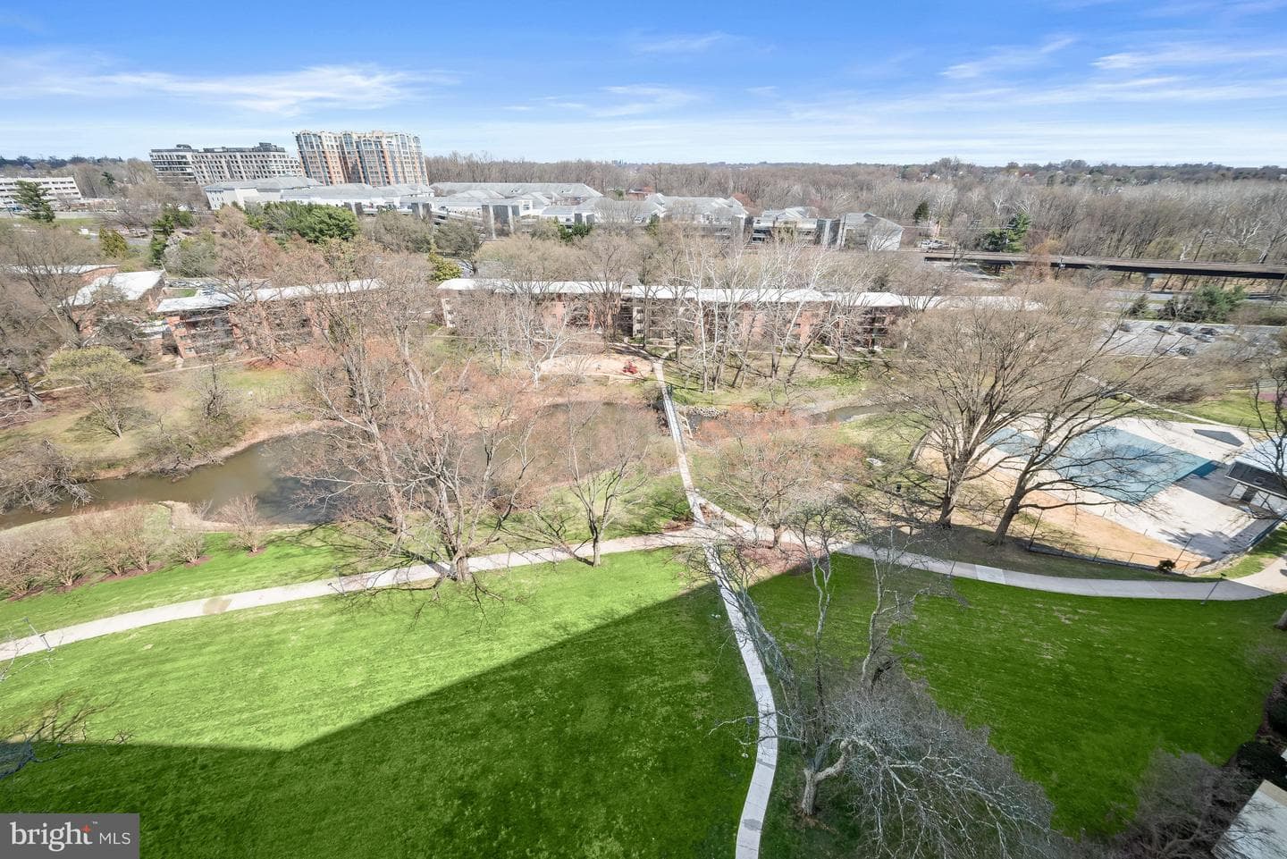 10201 Grosvenor Place #1215 photo 9