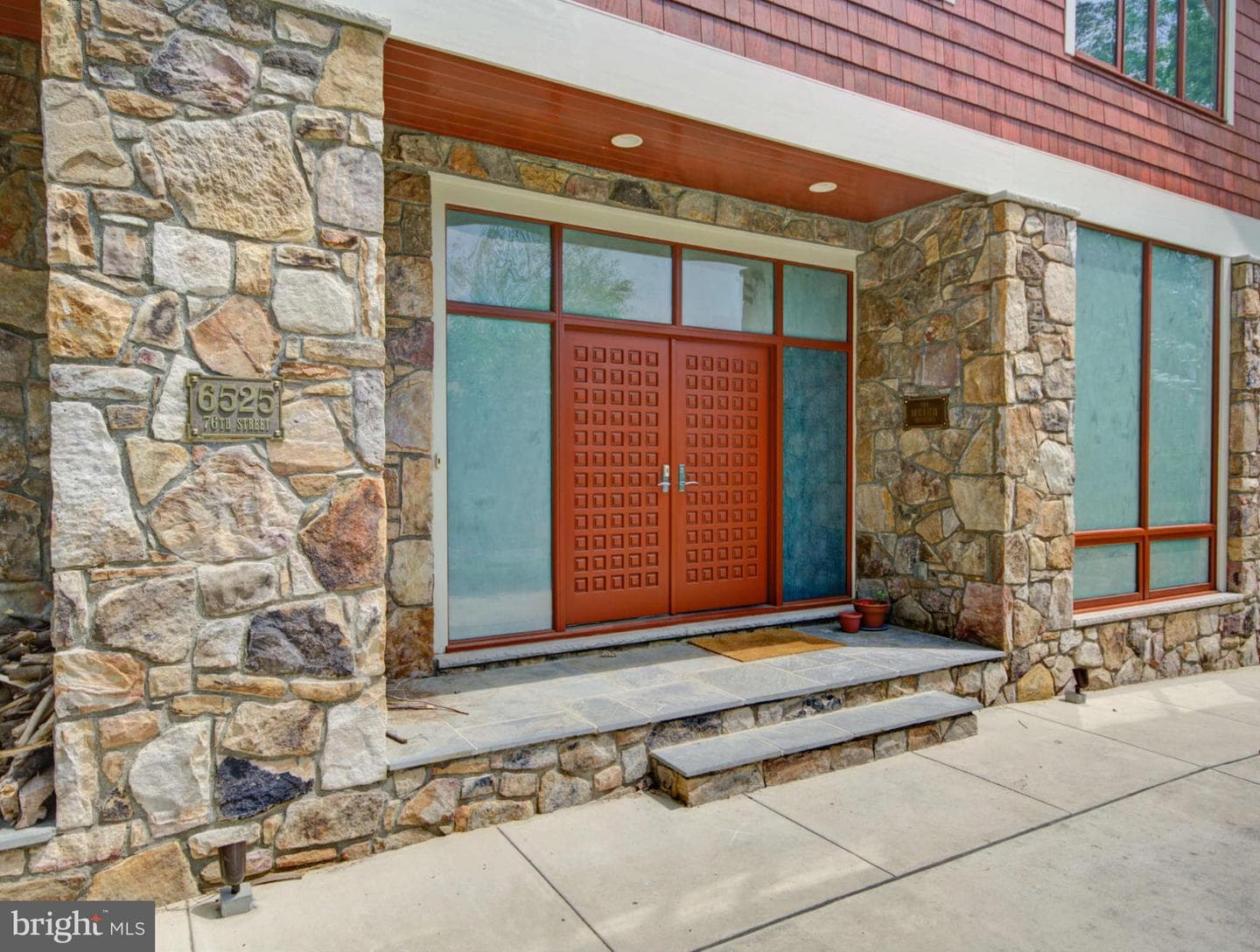 6525 76th Street photo 3