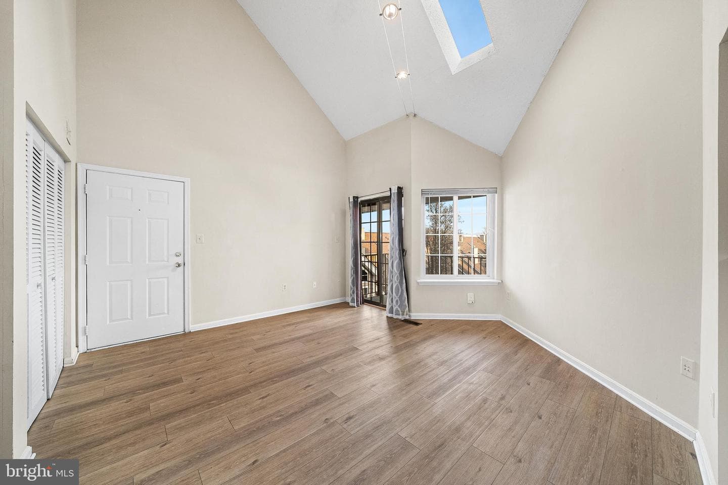 10835 Amherst Avenue #c photo 4