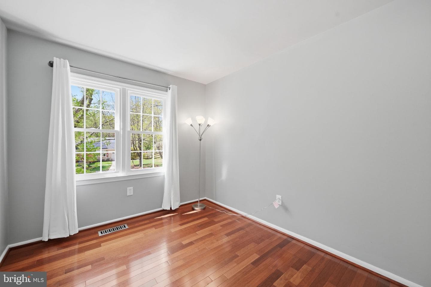 7 Bentley Court photo 13