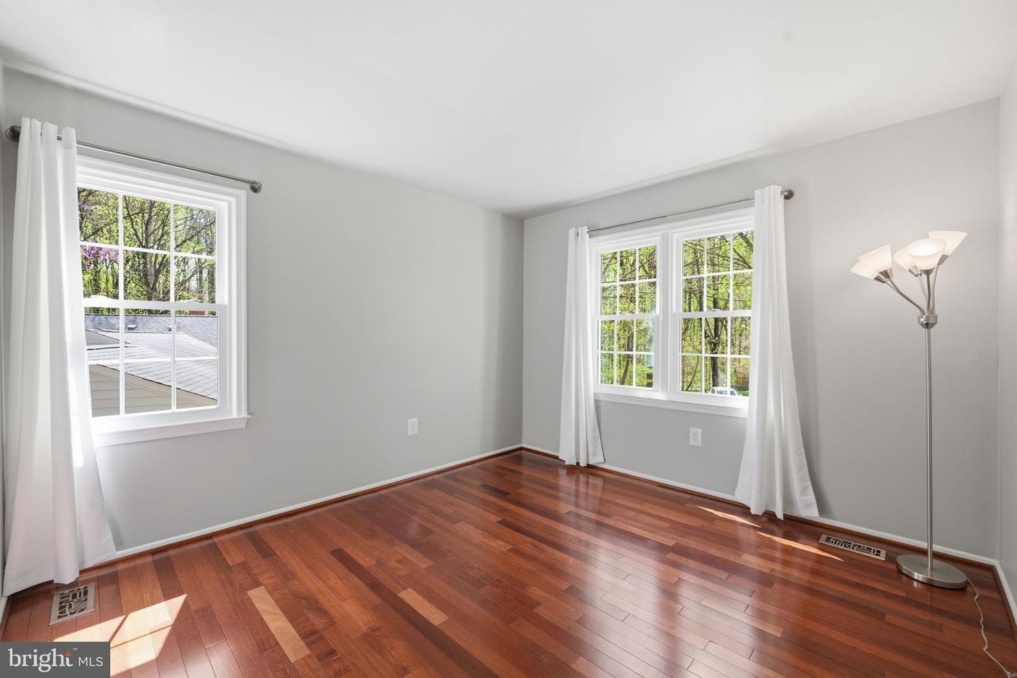 7 Bentley Court photo 15