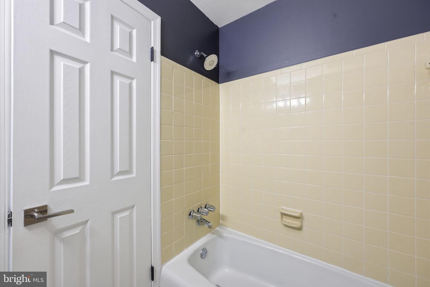 7 Bentley Court photo 27