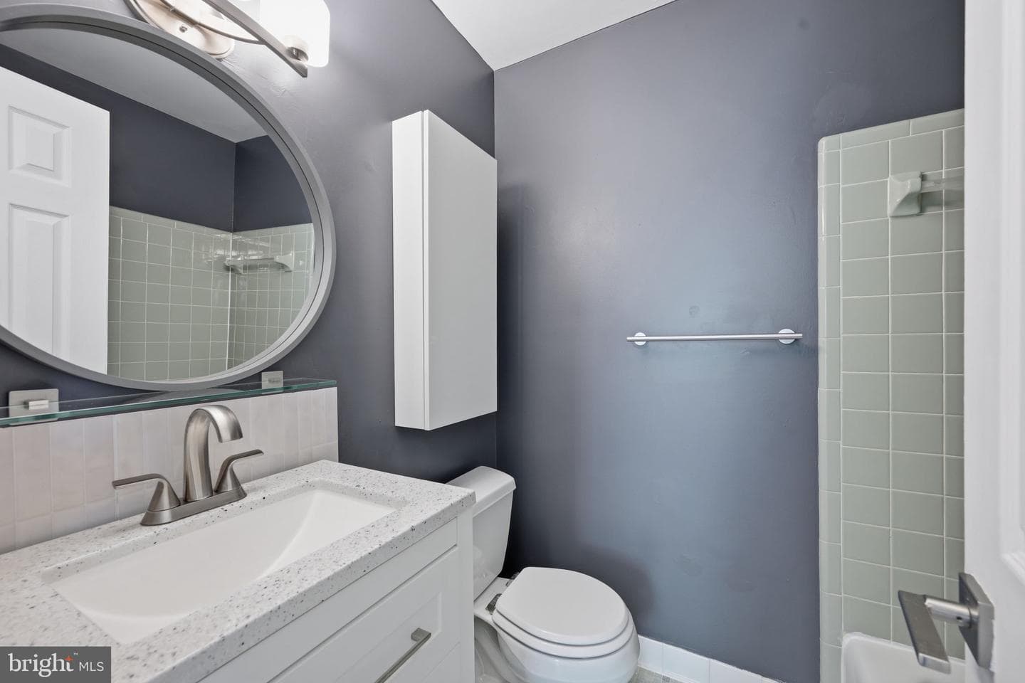 7 Bentley Court photo 28