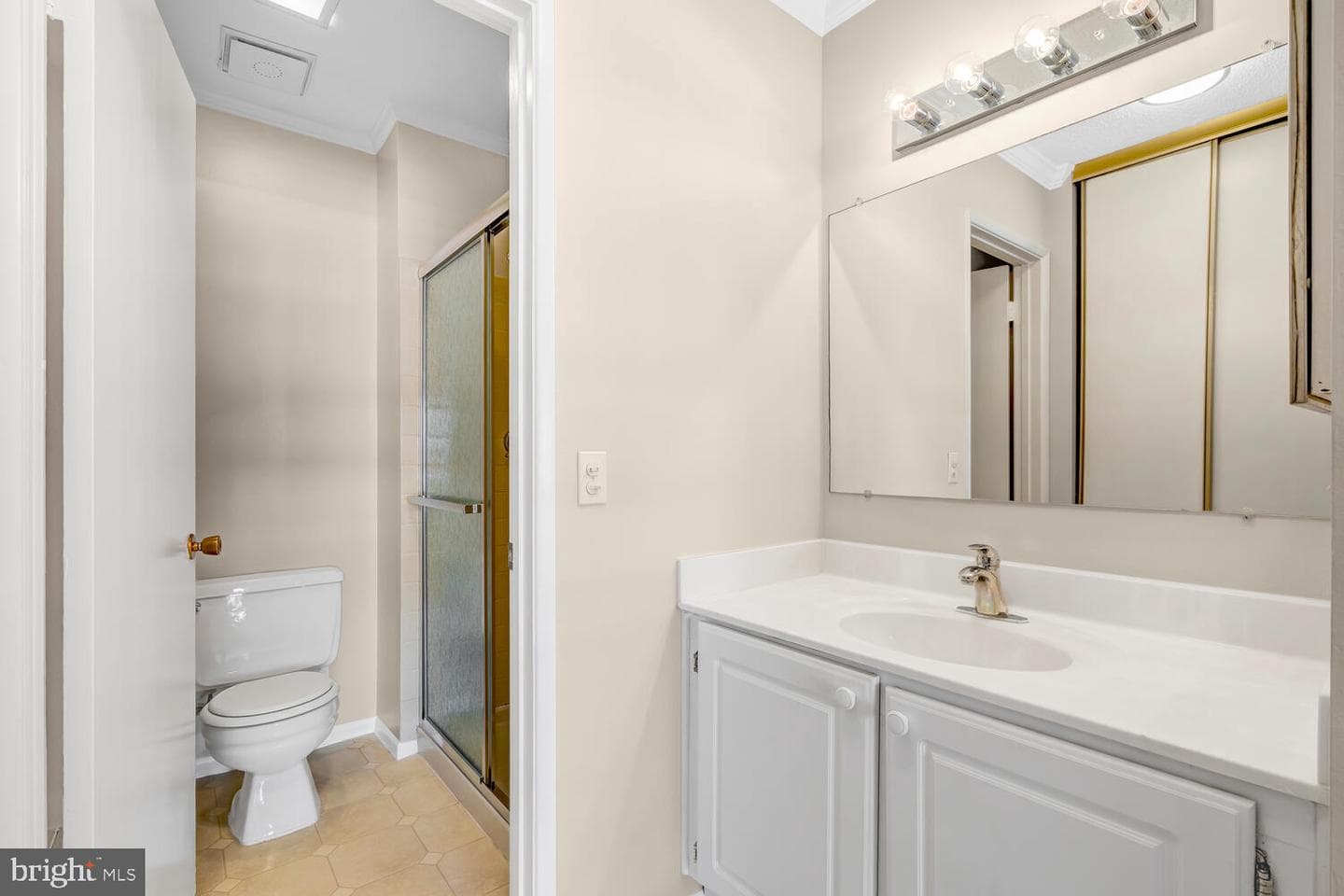 15300 Wallbrook Court #47-3a photo 26