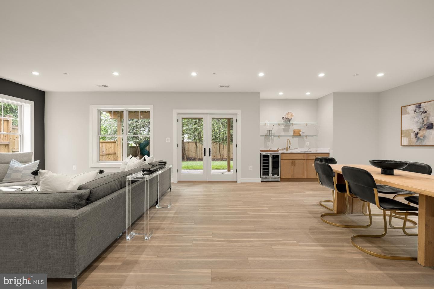 5134 Newport Avenue photo 44