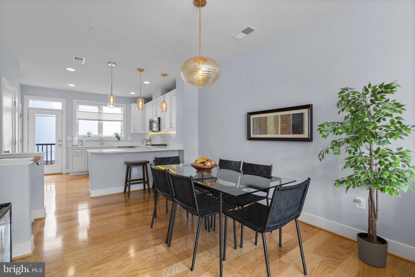 8087 Tribeca Street photo 12
