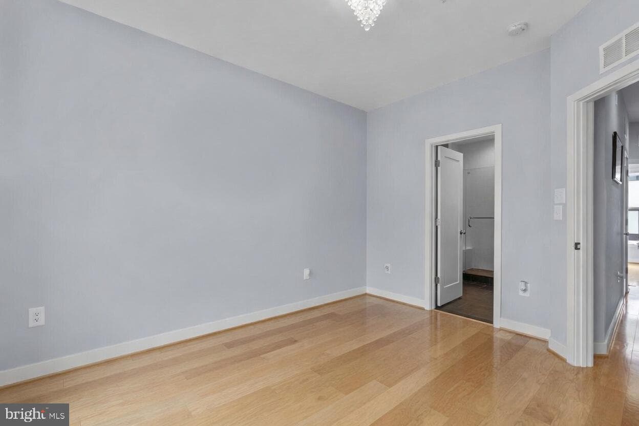 8087 Tribeca Street photo 16
