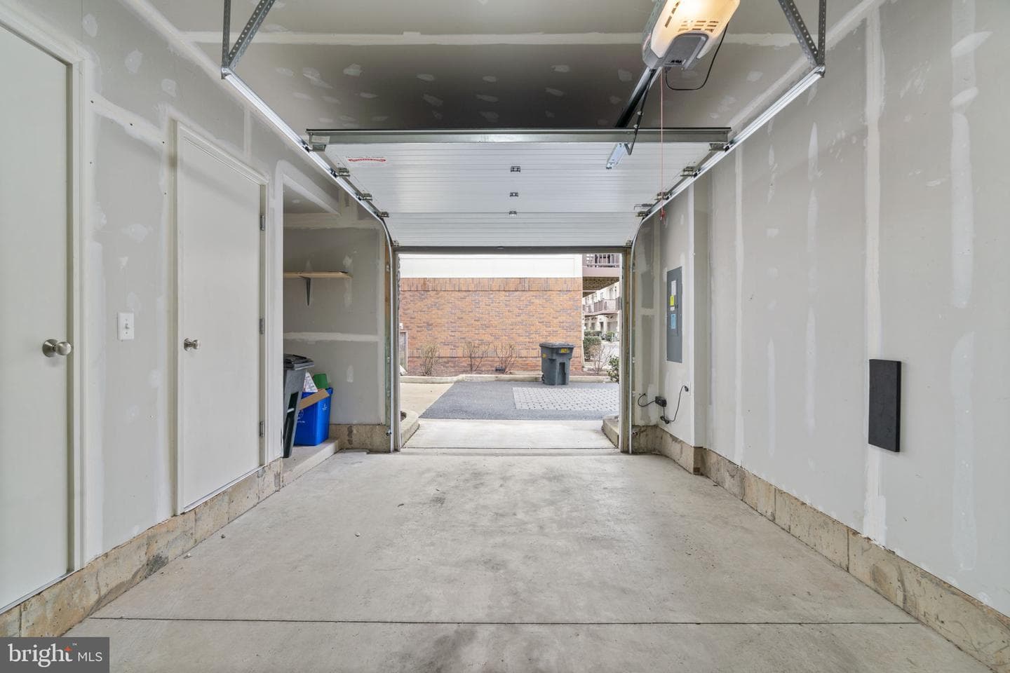 8087 Tribeca Street photo 36