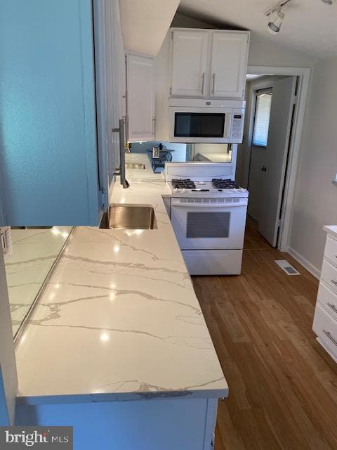 327 S Horners Lane photo 19