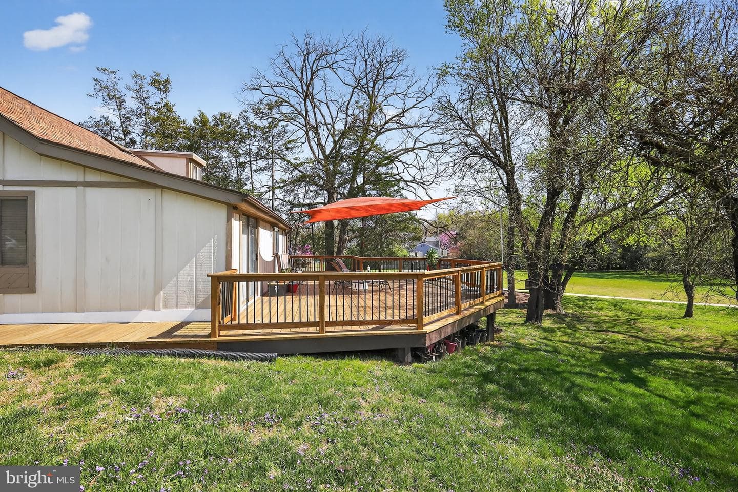 327 S Horners Lane photo 30
