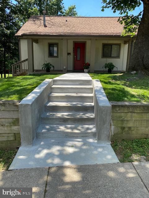 327 S Horners Lane photo 68