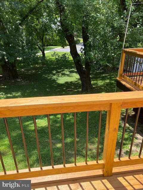 327 S Horners Lane photo 77