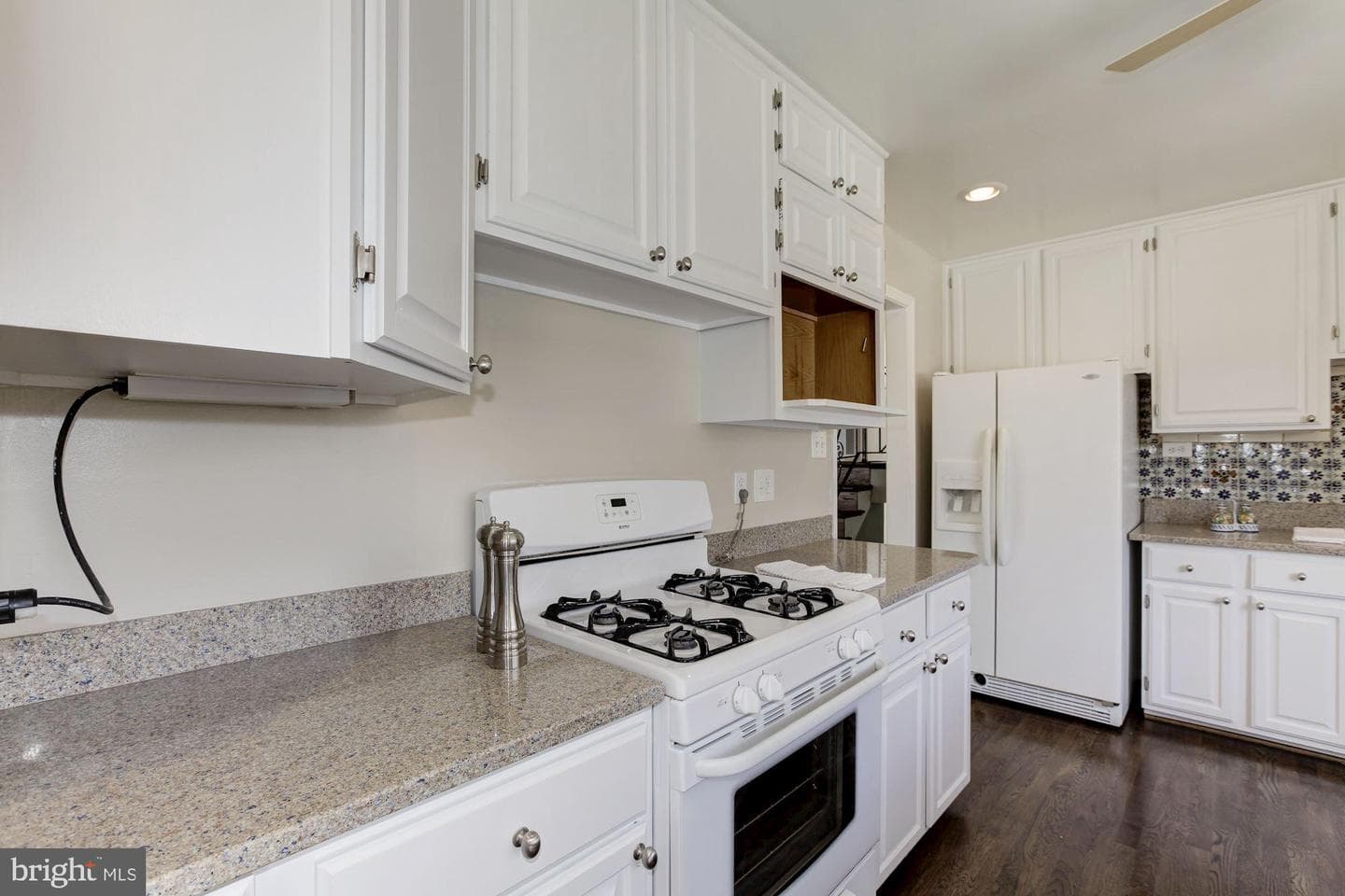 6400 Redwing Road photo 17