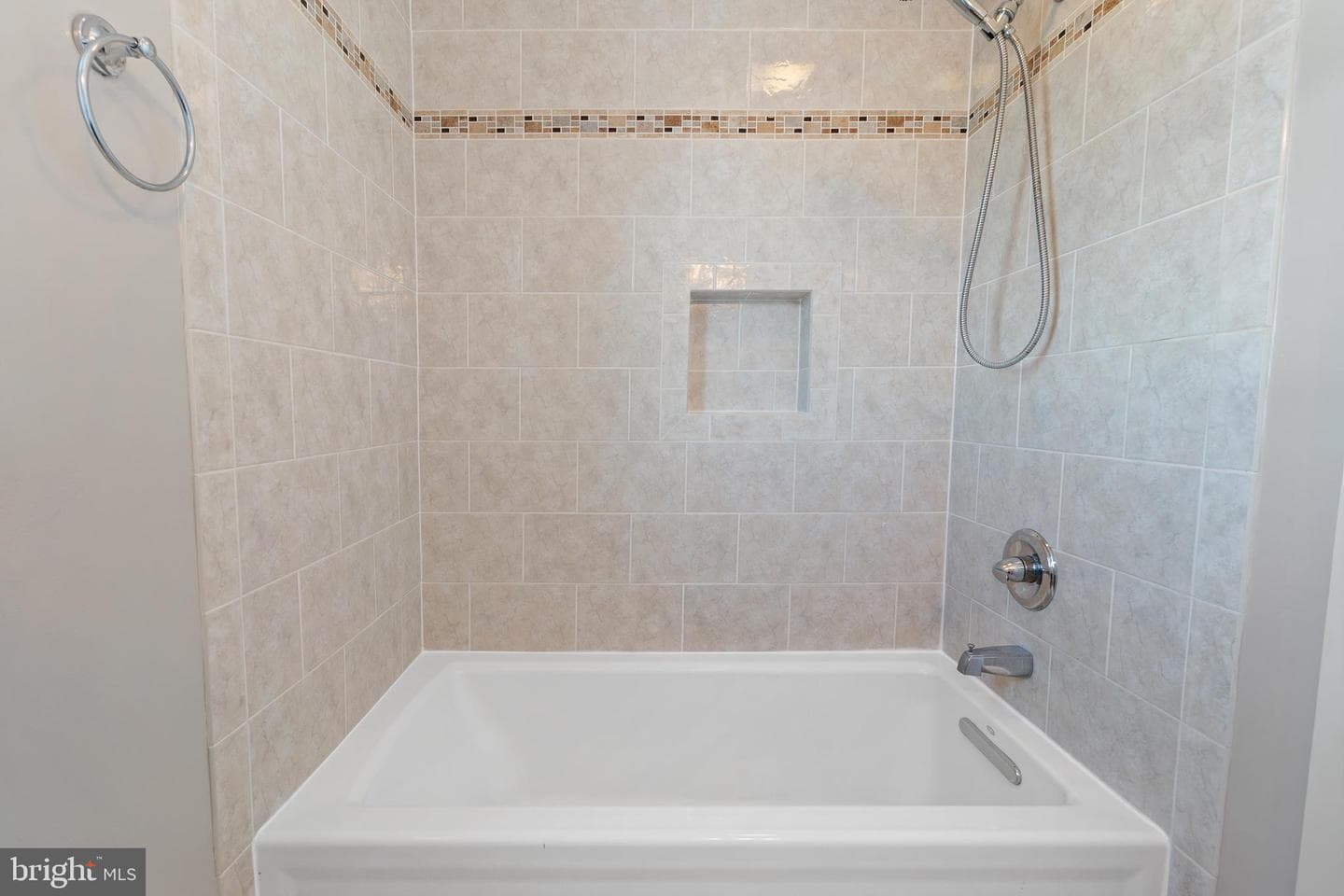 18117 Ivy Lane photo 24