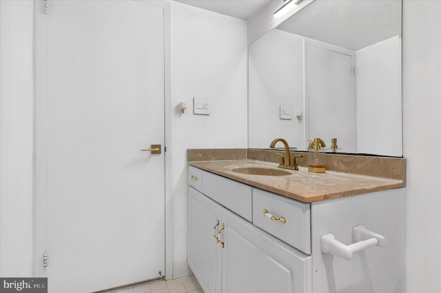 5225 Pooks Hill Road #715n photo 17