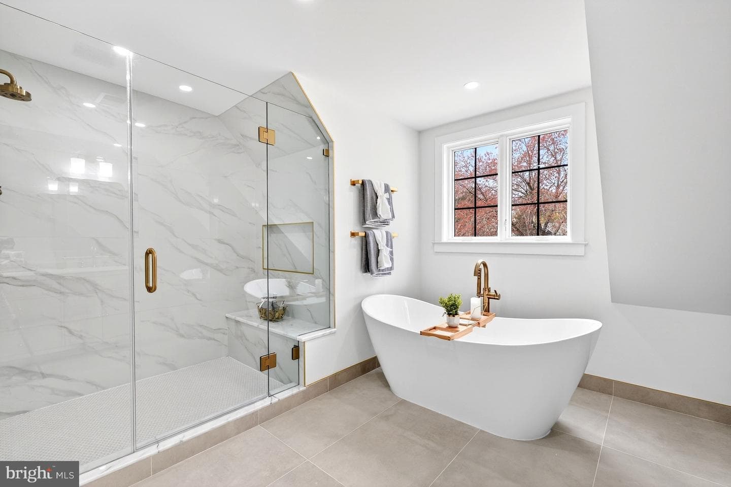 7126 Darby Road photo 42