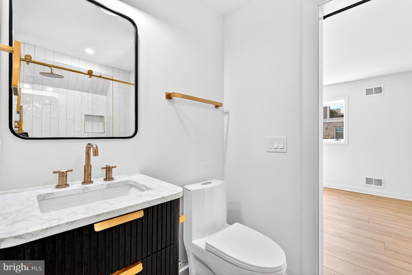 7126 Darby Road photo 65
