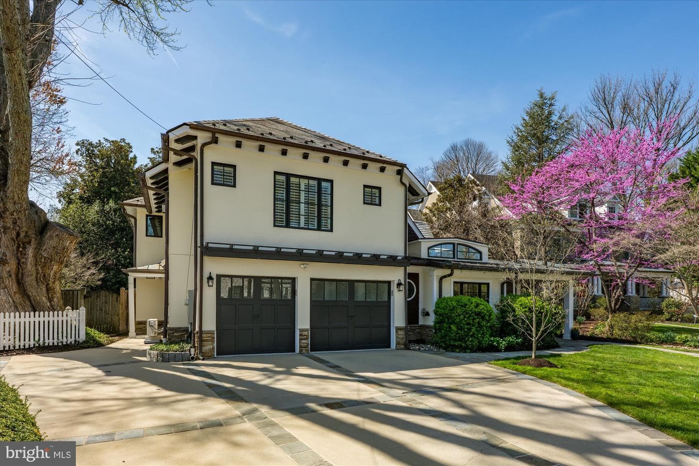 6 Leland Court photo 2