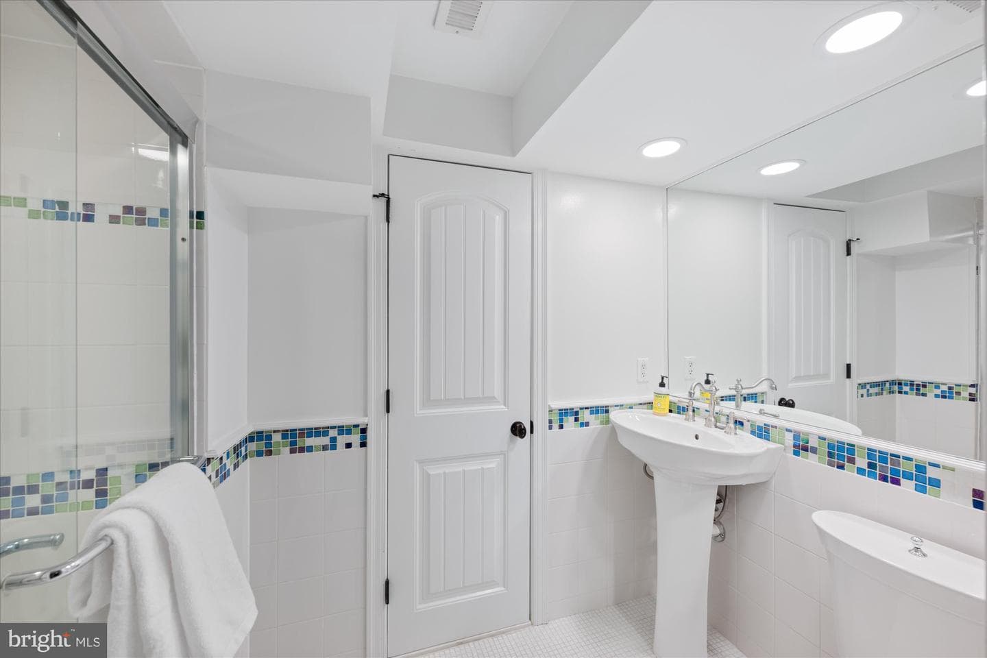 6 Leland Court photo 43