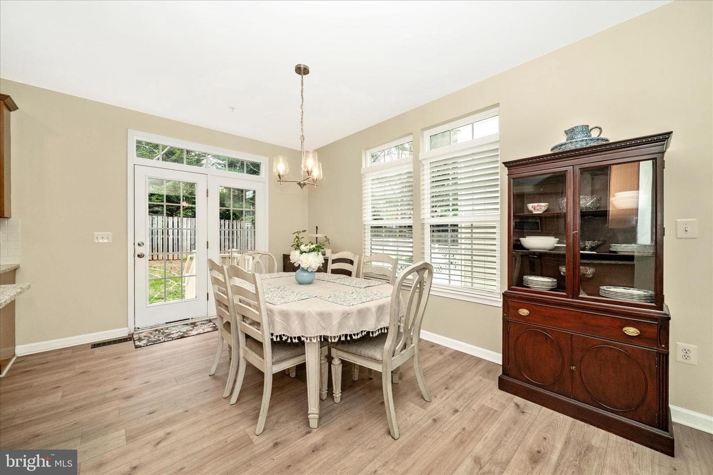 25538 Joy Lane photo 9