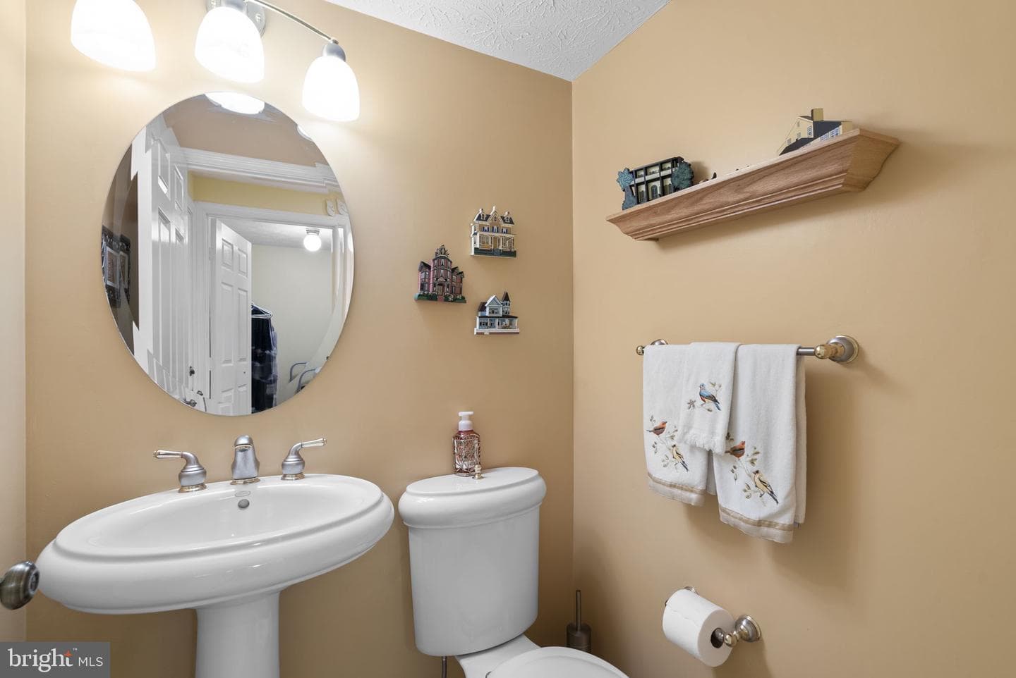 17205 Blossom View Drive photo 25