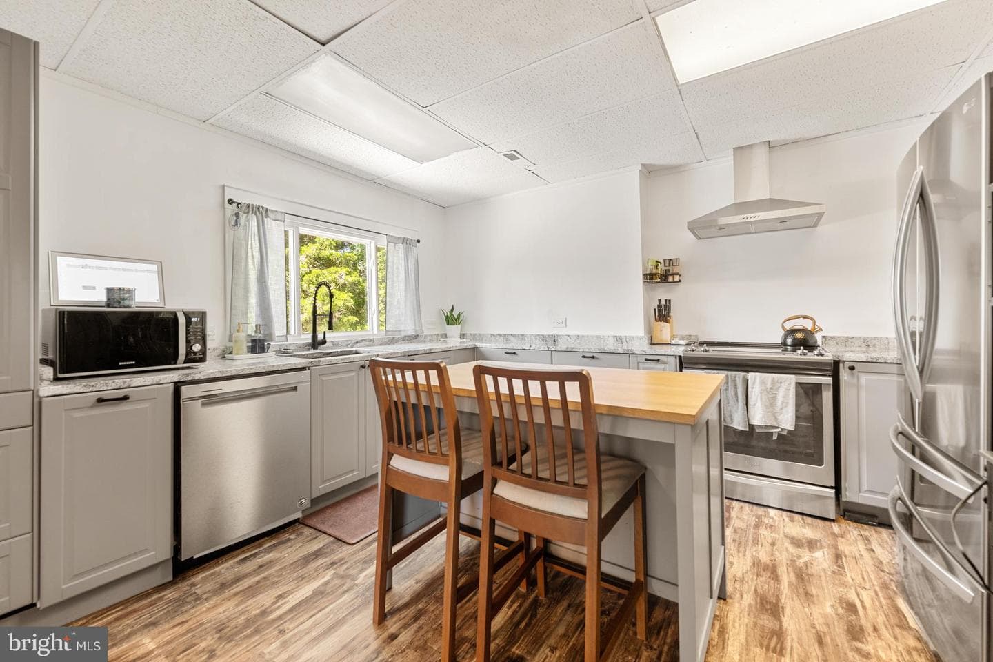 27412 Ridge Road photo 2