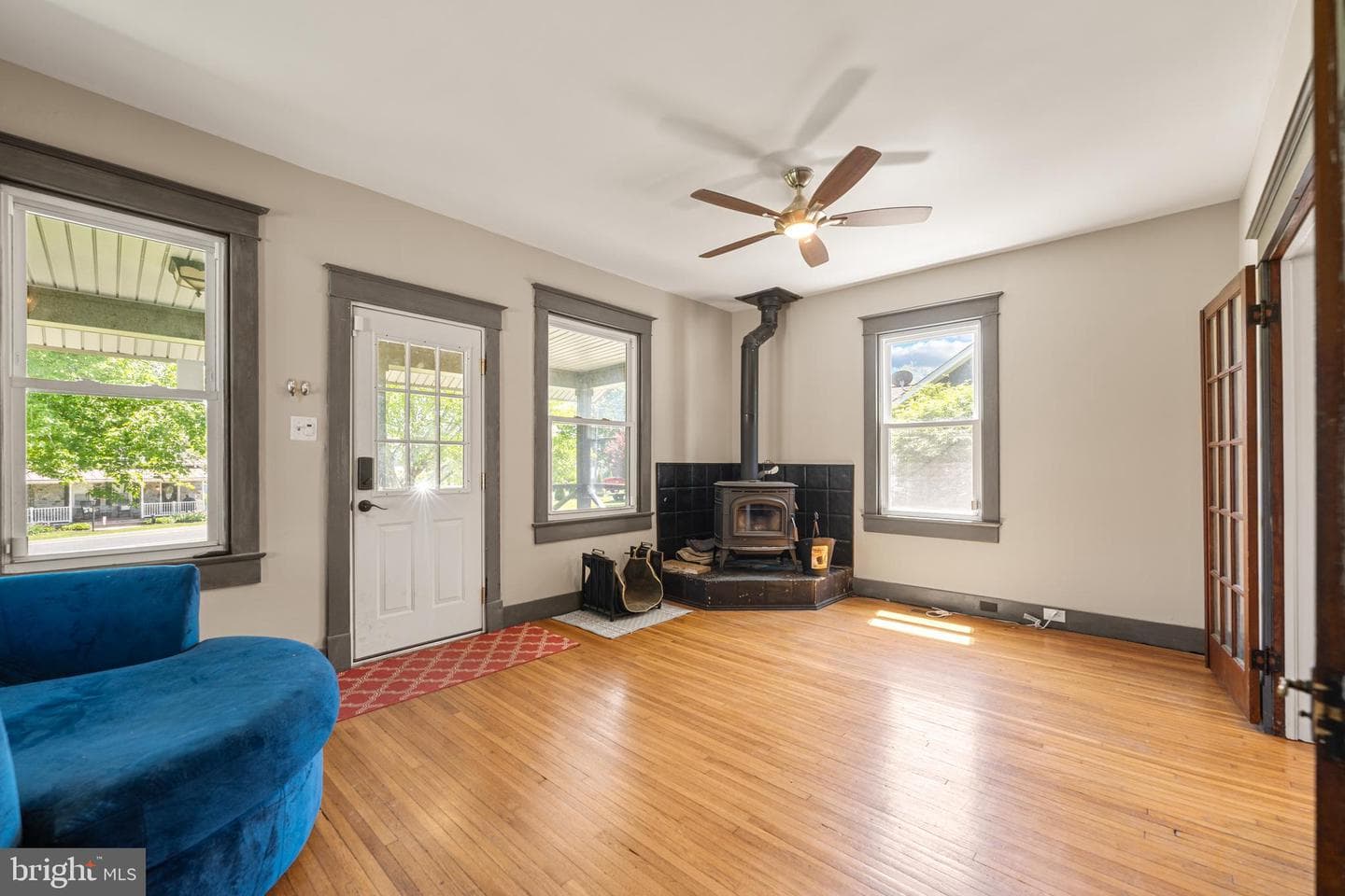27412 Ridge Road photo 8