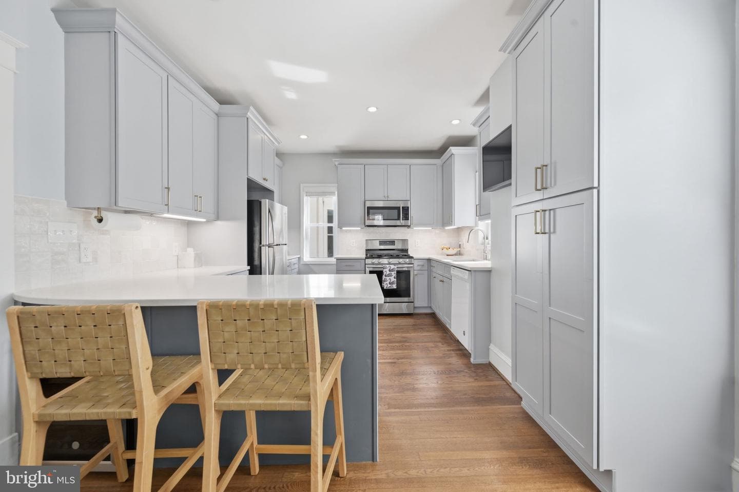 4428 Stanford Street photo 12