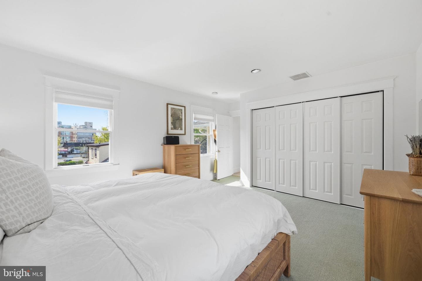 4428 Stanford Street photo 23