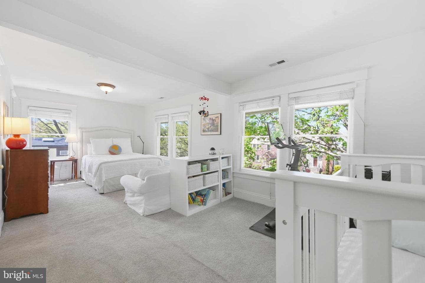 4428 Stanford Street photo 27