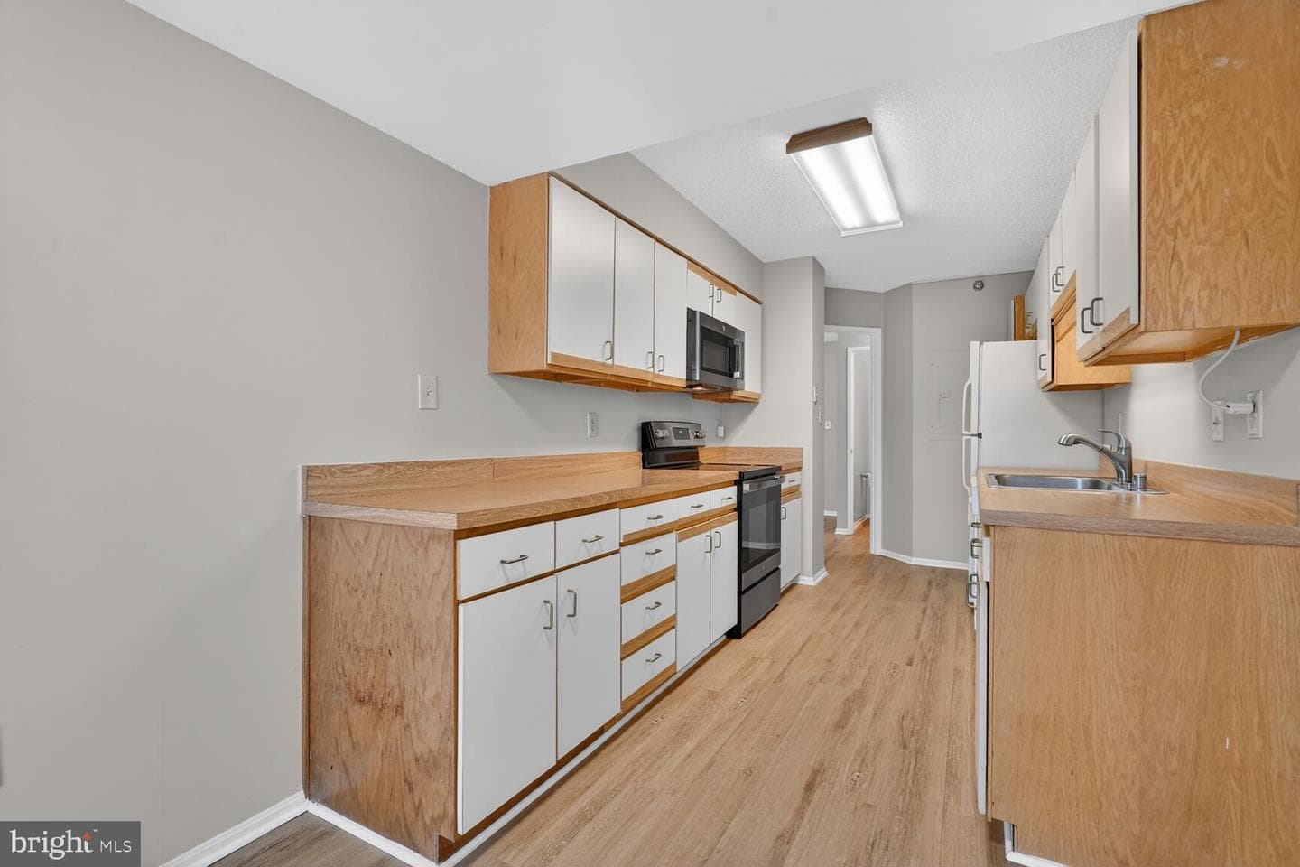 15115 Interlachen Drive #3-521 photo 10