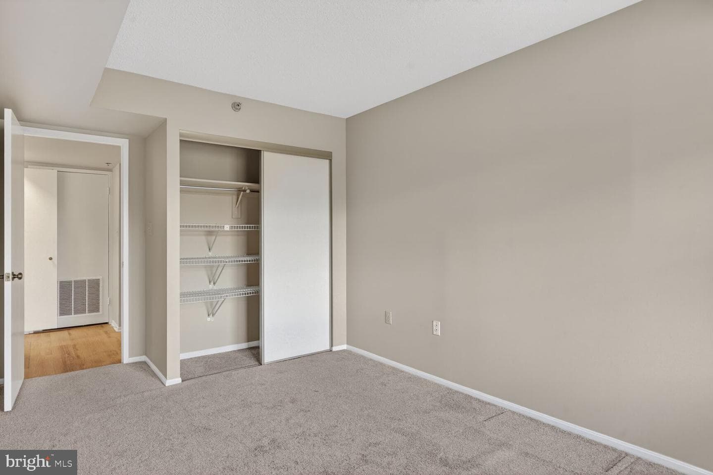 15115 Interlachen Drive #3-521 photo 18