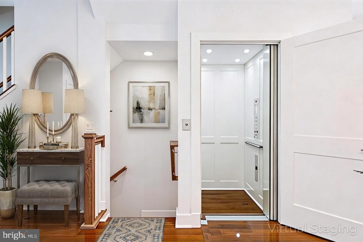 10274 Grosvenor Place photo 16