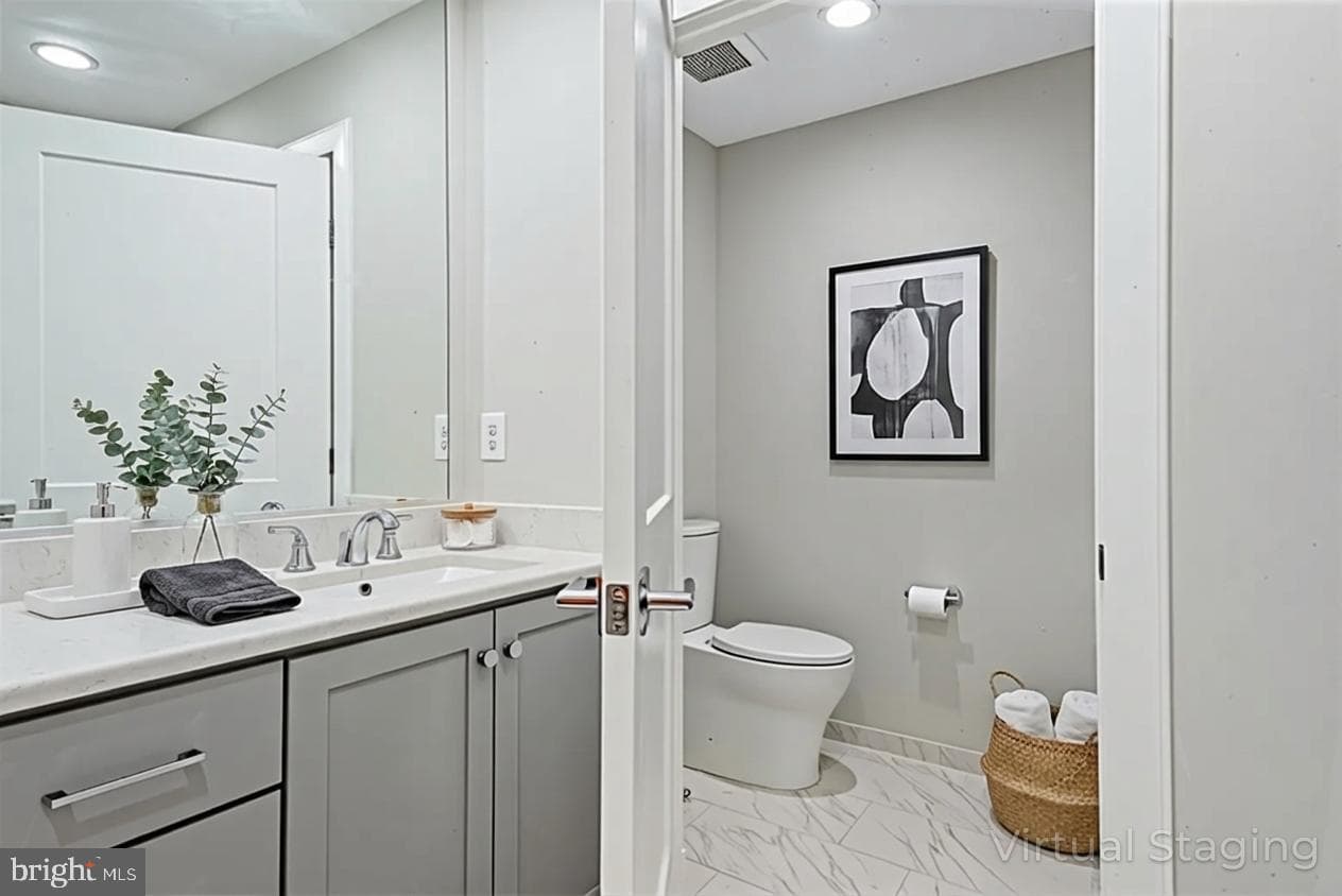 10274 Grosvenor Place photo 49
