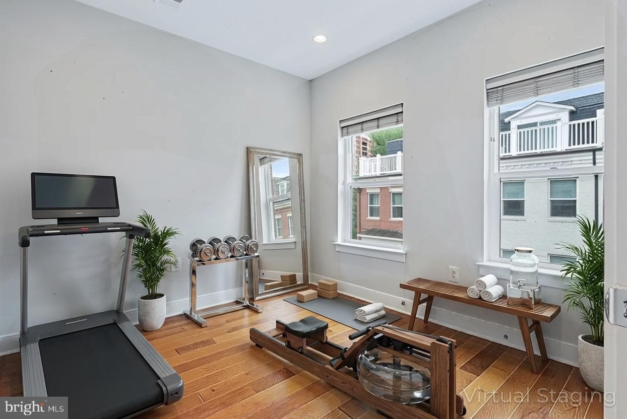 10274 Grosvenor Place photo 54