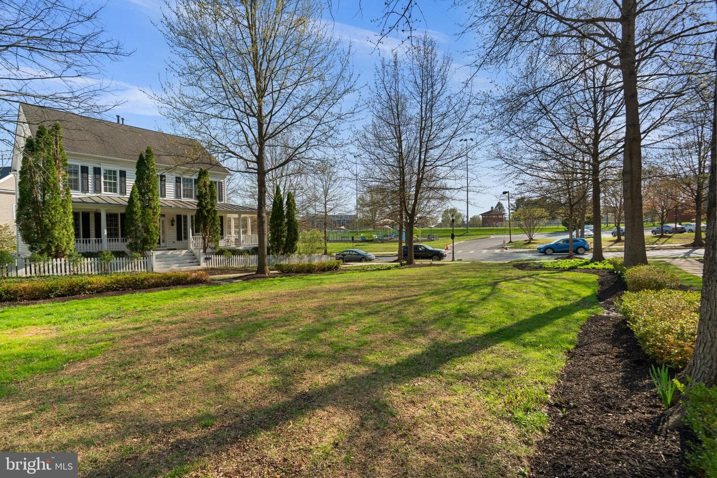 1377 Main Street photo 57