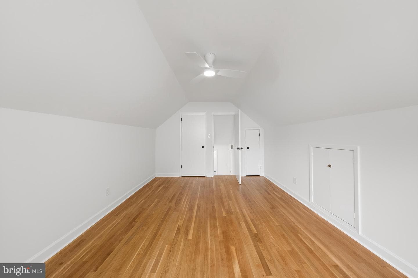 9912 Grayson Avenue photo 17