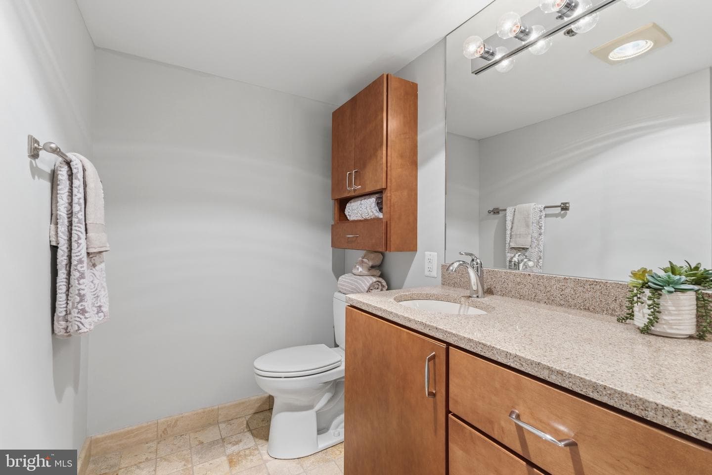 14801 Pennfield Circle #206 photo 19