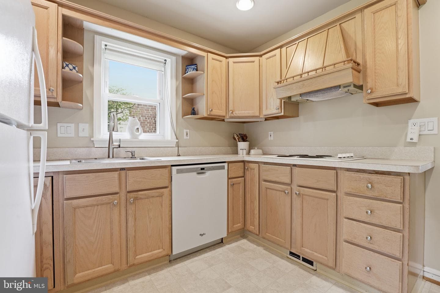 10510 Hayes Avenue photo 12