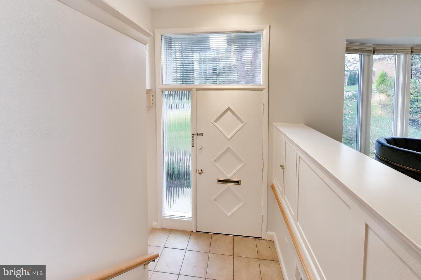 6514 Wilmett Road photo 2