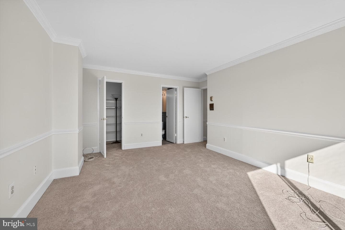 1111 University Boulevard W #1016 & 1017 photo 15