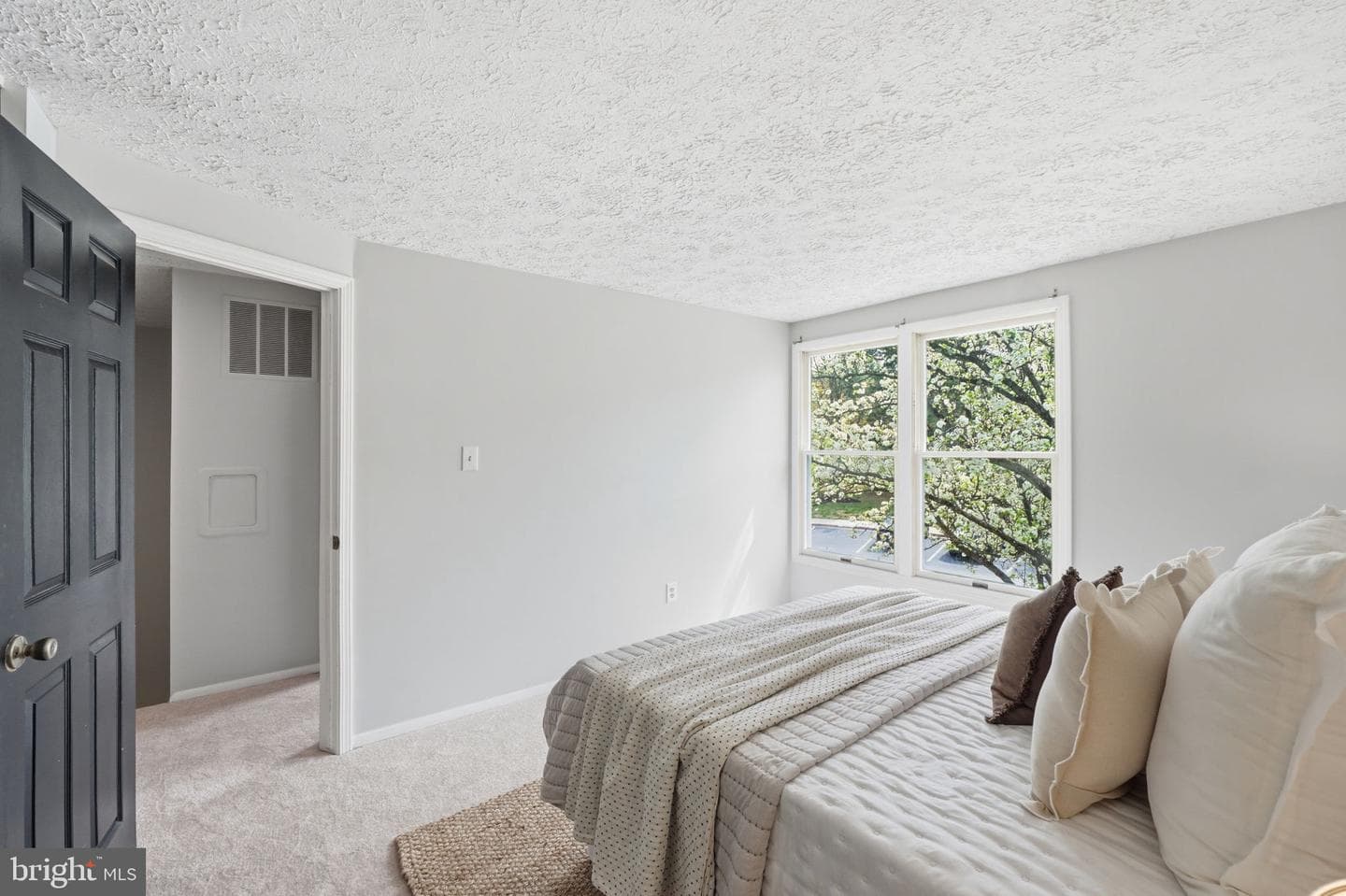 105 Holdcroft Lane photo 36