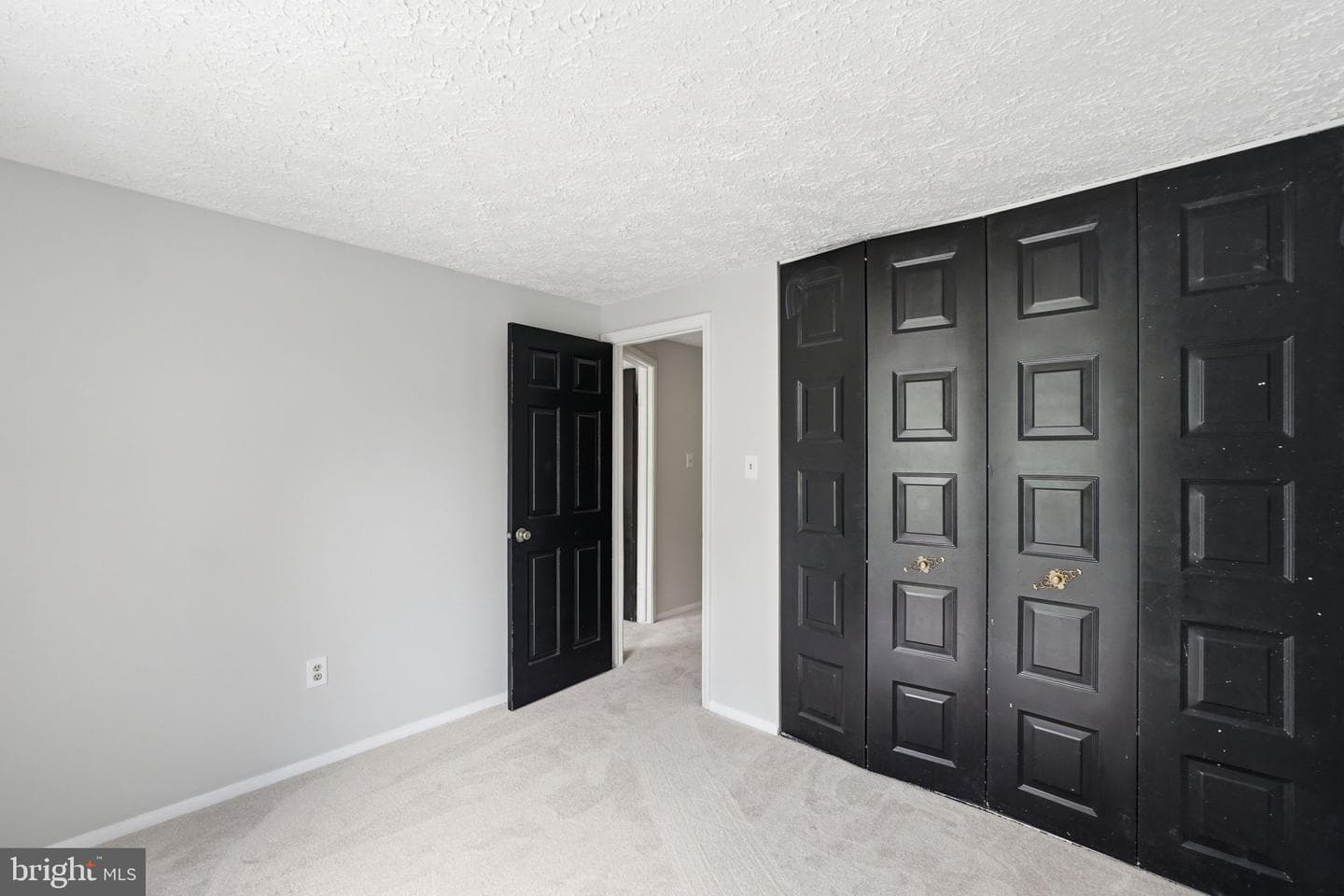 105 Holdcroft Lane photo 43