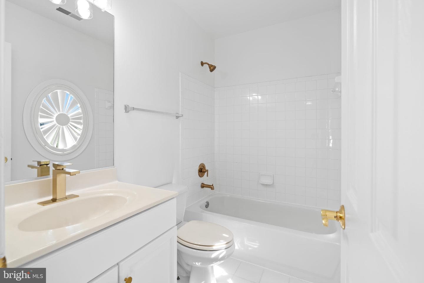 16809 Harbour Town photo 48
