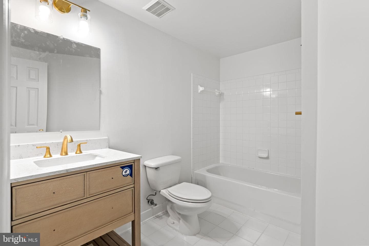 16809 Harbour Town photo 52