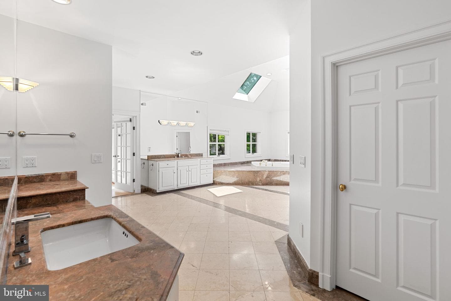 10823 Lockland photo 44